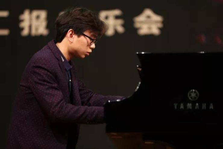 奏响青春旋律，添彩艺术人生|2017菲彩国际亚洲音乐奖学金综合师范类院系全国汇报音乐会（第一。┰猜淠