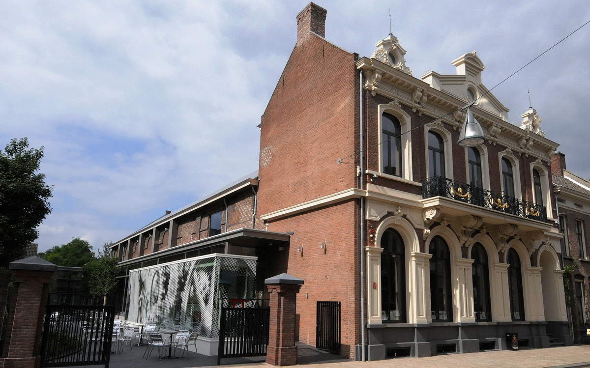 Cinecitta 电影院——600万欧元翻新工程中的菲彩国际 CIS 产品