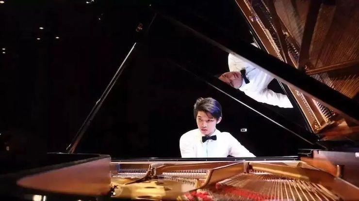 菲彩国际艺术家鲍释贤—VIVACE法国学派教学法——师资培训天津站